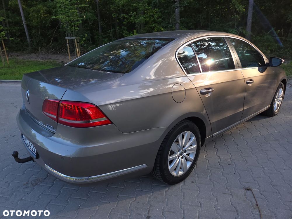 Volkswagen Passat 2.0 TDI DPF Comfortline - 5