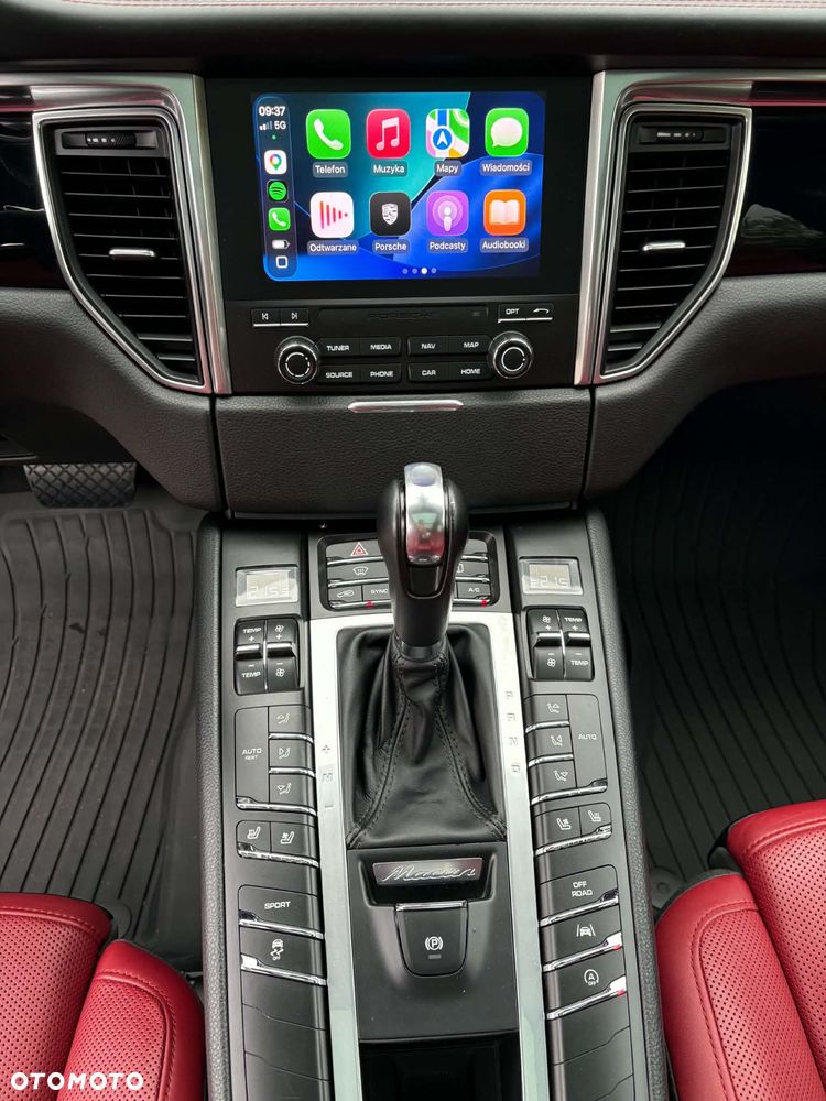 Porsche Macan Standard - 23