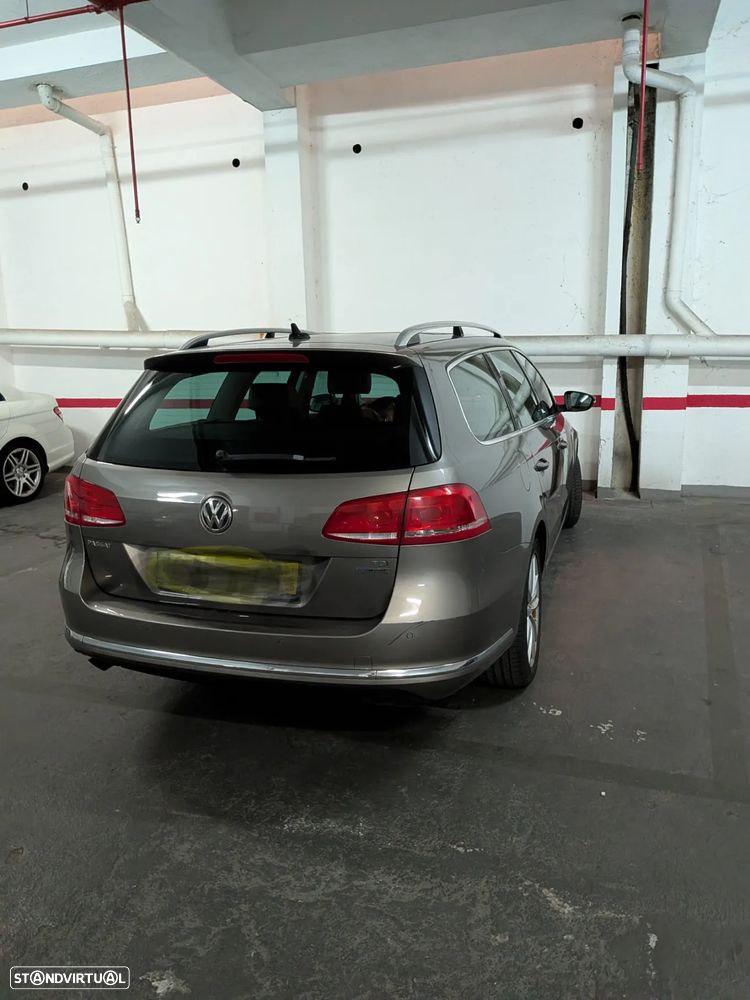 VW Passat Variant 1.6 TDI BlueMotion Comfortline - 32