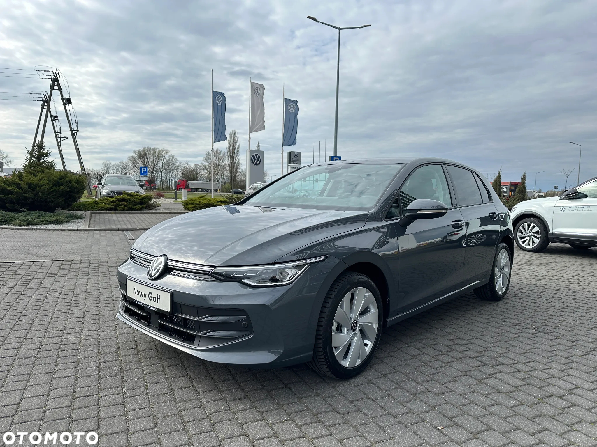 Volkswagen Golf - 13