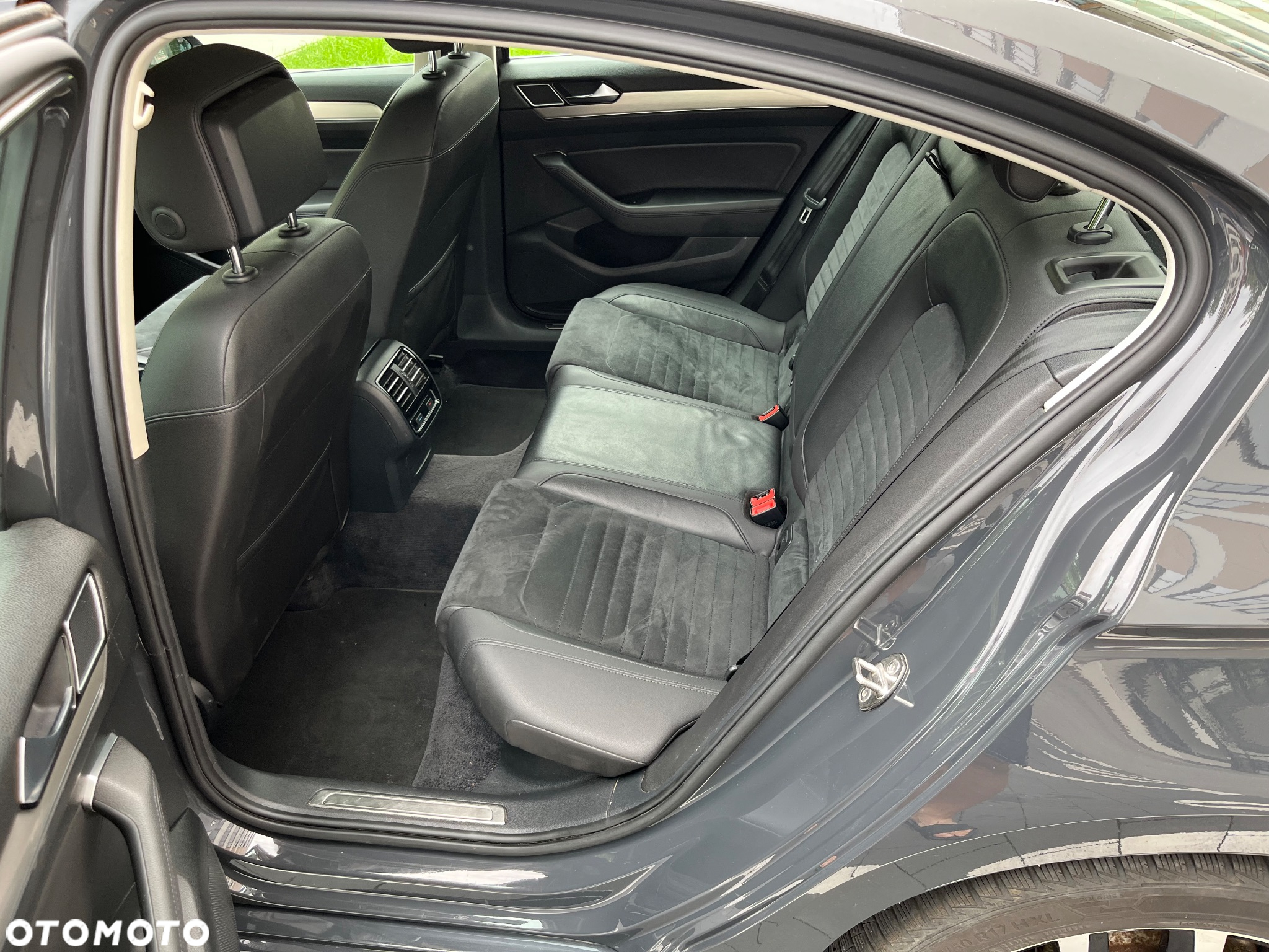 Volkswagen Passat 2.0 TDI BMT Highline DSG - 8