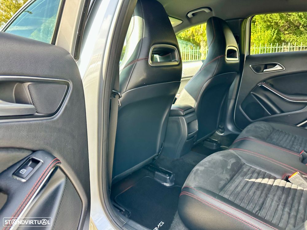 Mercedes-Benz A 180 CDI AMG Line - 23