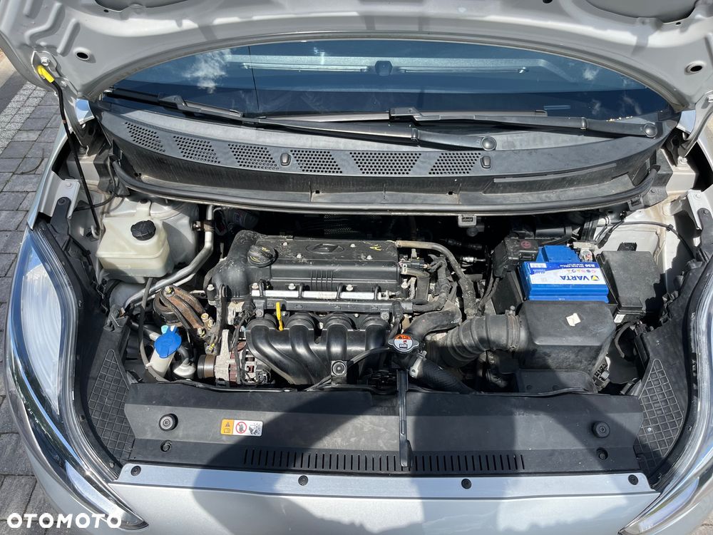 Hyundai ix20 1.6 Premium - 19