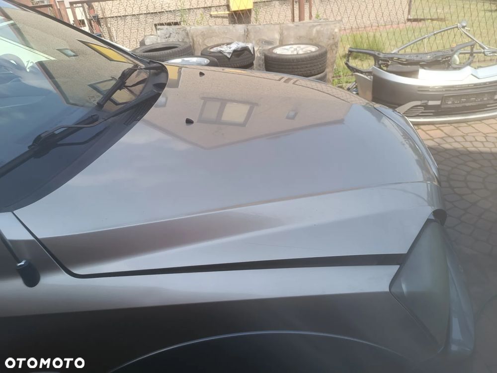 Kia Sorento 1 I 2.5 crdi - maska grill atrapa "bmw" - auto na części Częstochowa - 3