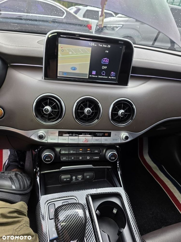 Kia Stinger - 20