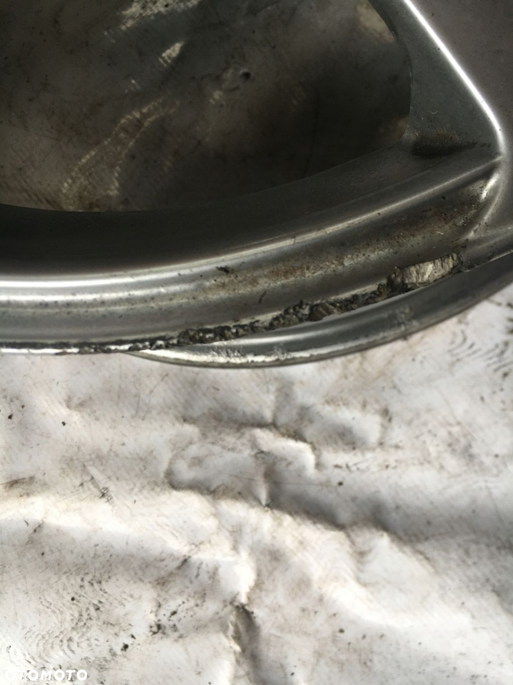 FELGA ALUMINIOWA DEZENT 7JX17H2 ET40 4X114,3 - 9