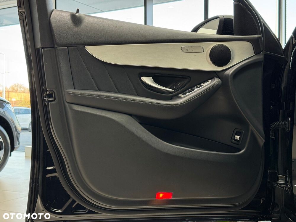 Mercedes-Benz GLC 220 d 4-Matic - 12