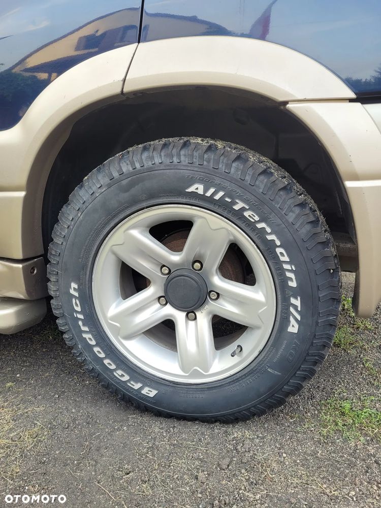 Suzuki Grand Vitara ver-2-5-v6 - 15