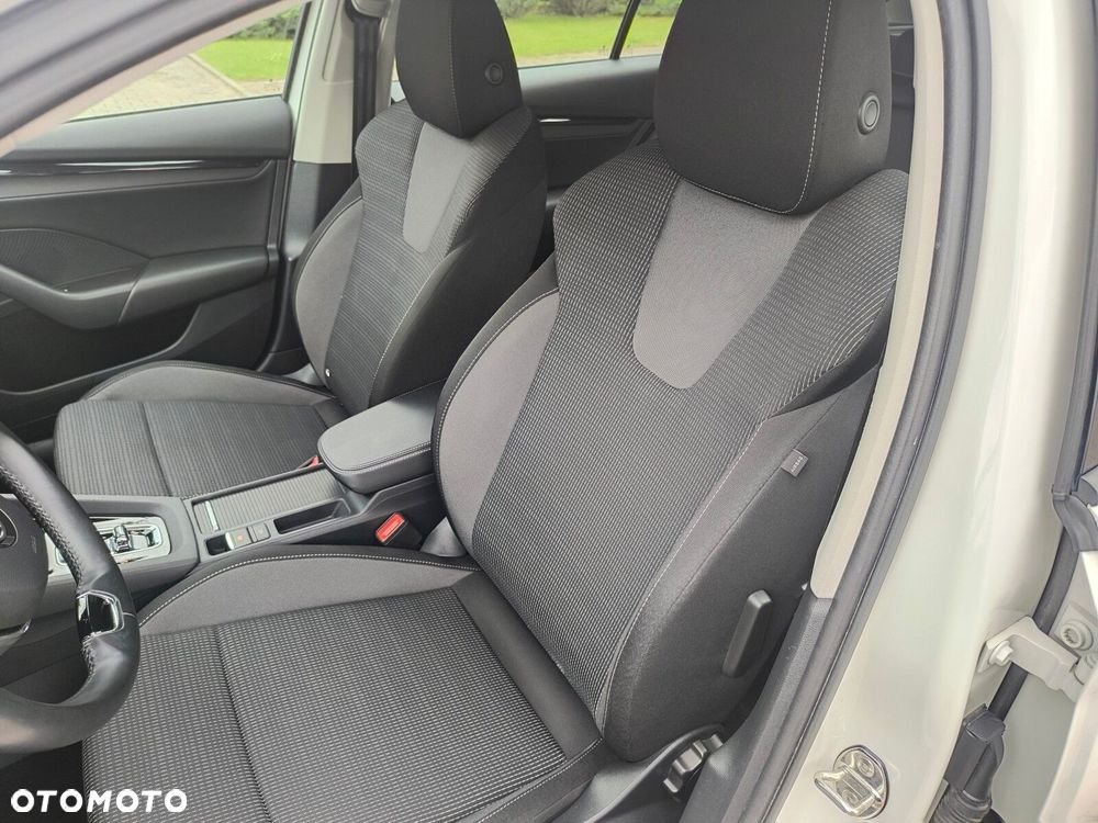 Skoda Octavia 1.4 TSI Plug-In Hybrid Ambition DSG - 11