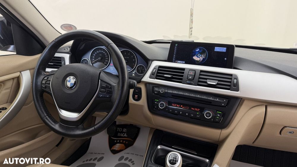 BMW Seria 3 320i EfficientDynamics Edition - 14