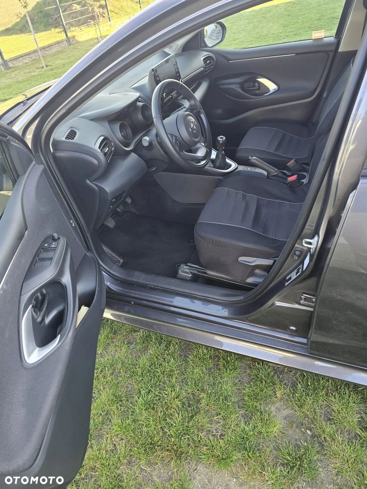 Toyota Yaris - 3