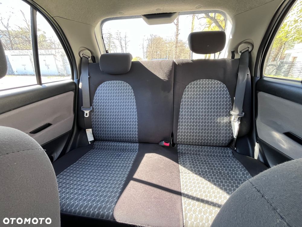 Daihatsu Trevis 1.0 - 8