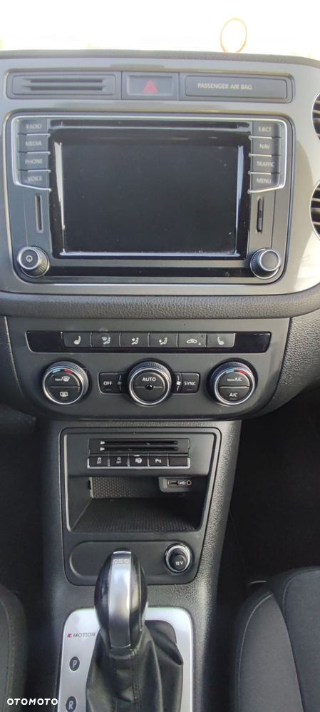 Volkswagen Tiguan 2.0 TDI SCR 4MOTION BlueMotion Technology DSG Sport & Style - 16