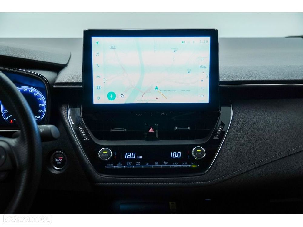 Toyota Corolla Touring Sports - 34