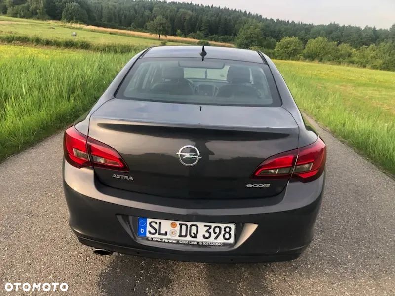 Opel Astra - 4