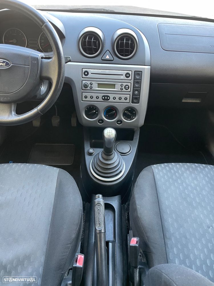 Ford Fiesta 1.4 TDCi Trend - 11