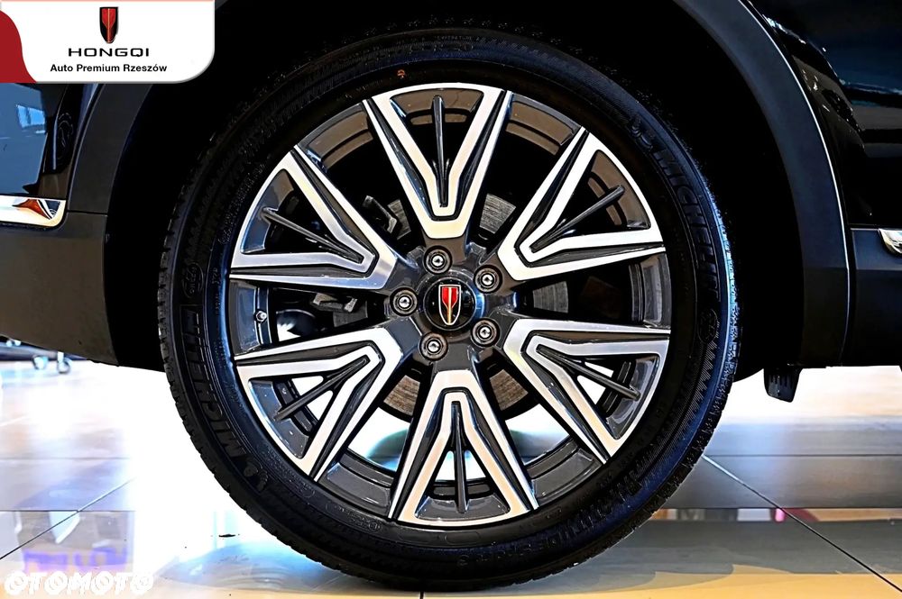 Hongqi HS5 - 21
