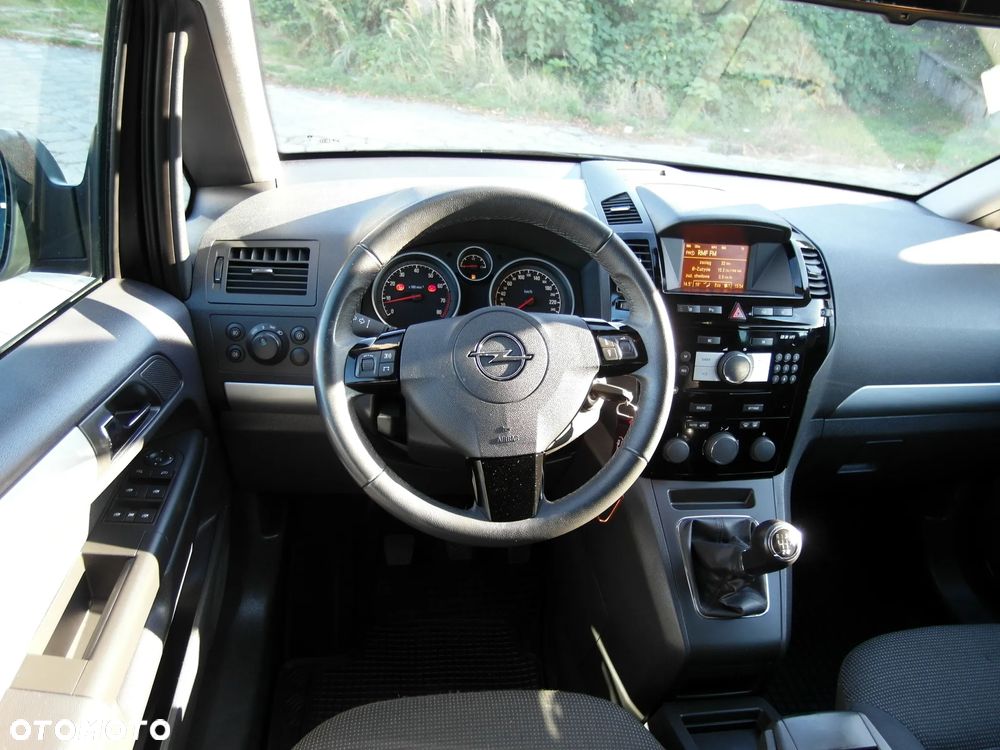 Opel Zafira 1.8 Innovation - 23