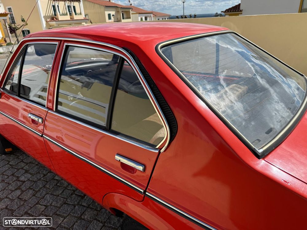 Ford Escort - 9