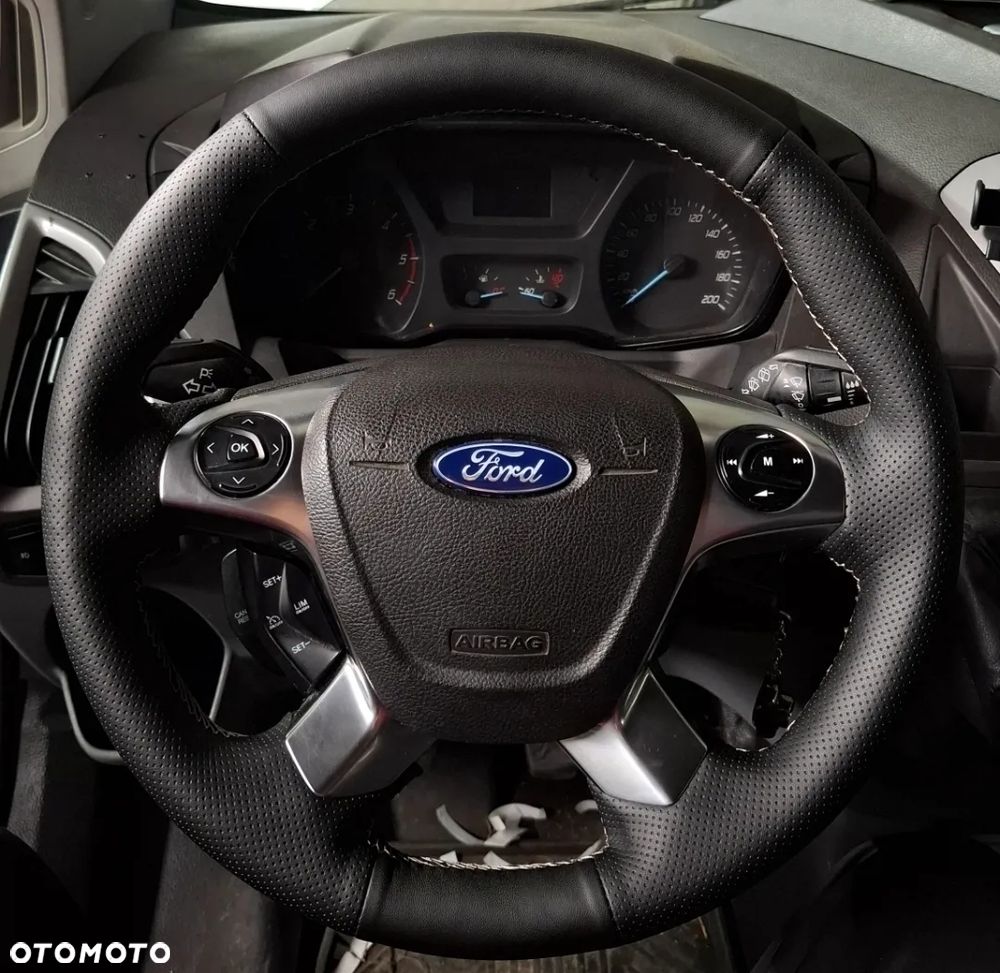 Ford Transit Custom - 12