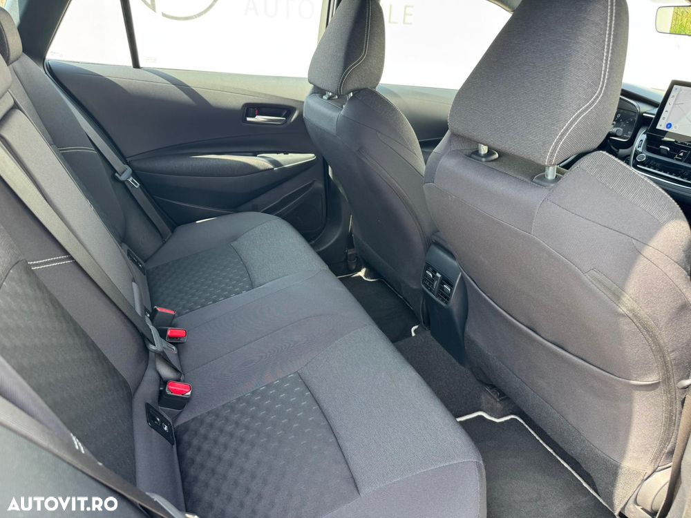 Toyota Corolla 1.8 HSD Dynamic - 12