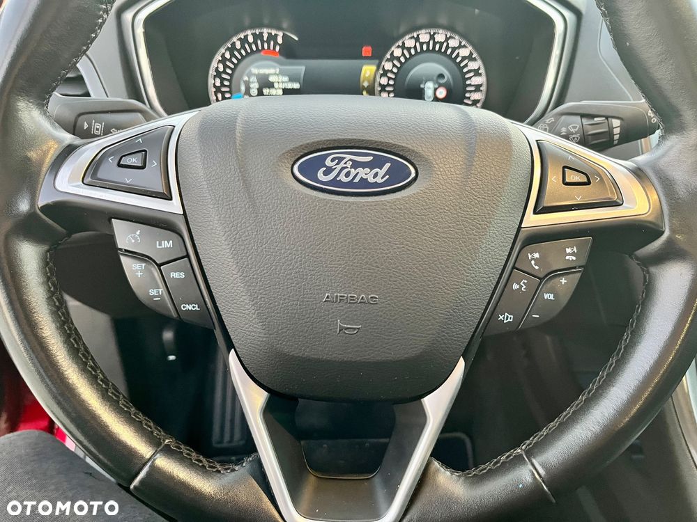 Ford Mondeo - 27