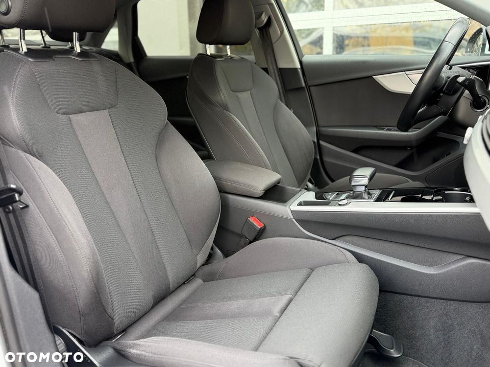 Audi A4 Limousine - 22