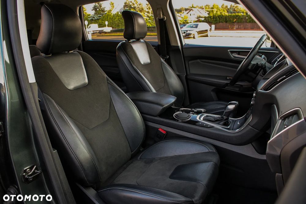 Ford S-Max 2.0 TDCi Titanium PowerShift - 19