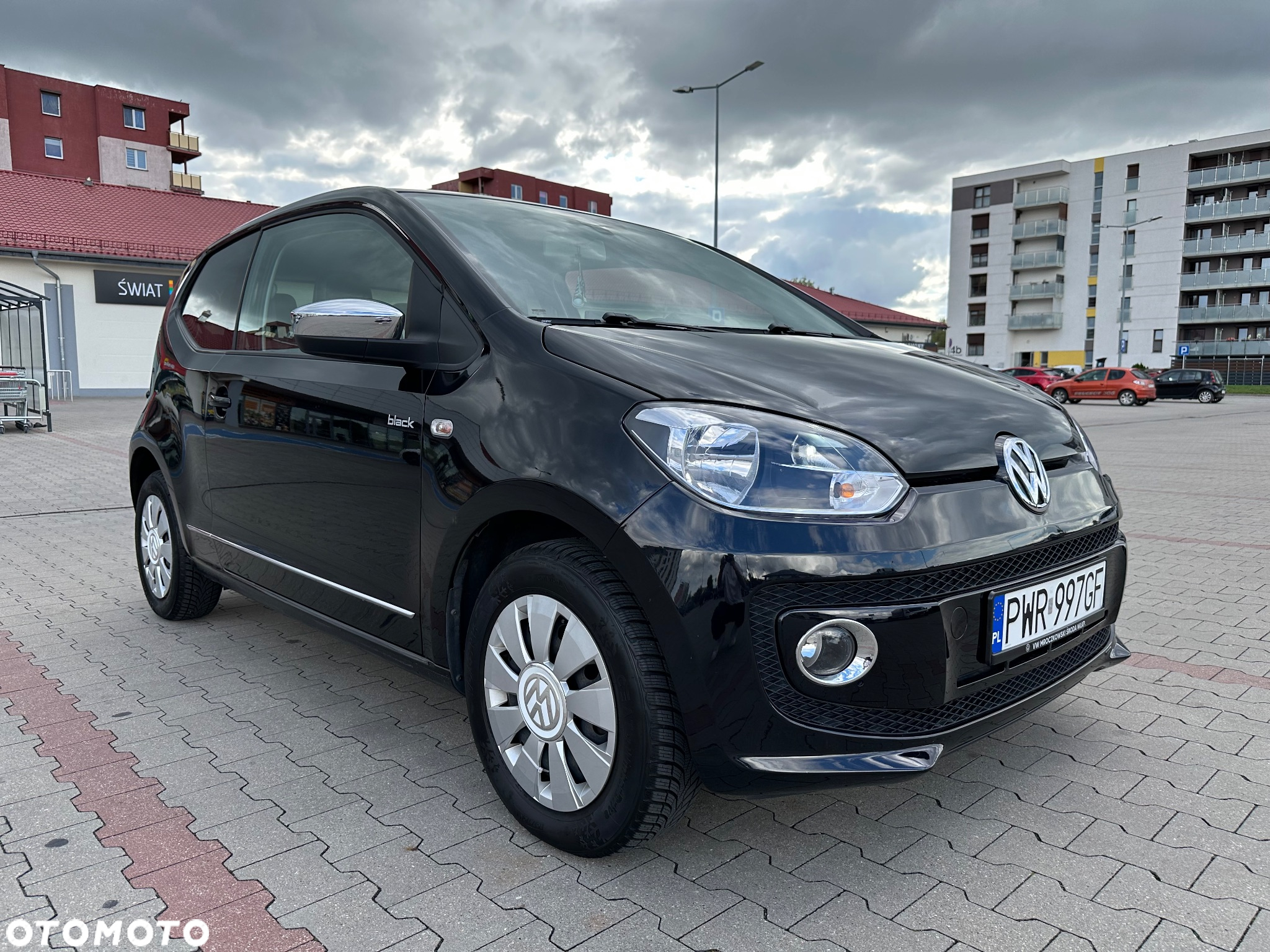 Volkswagen up! 1.0 black - 3