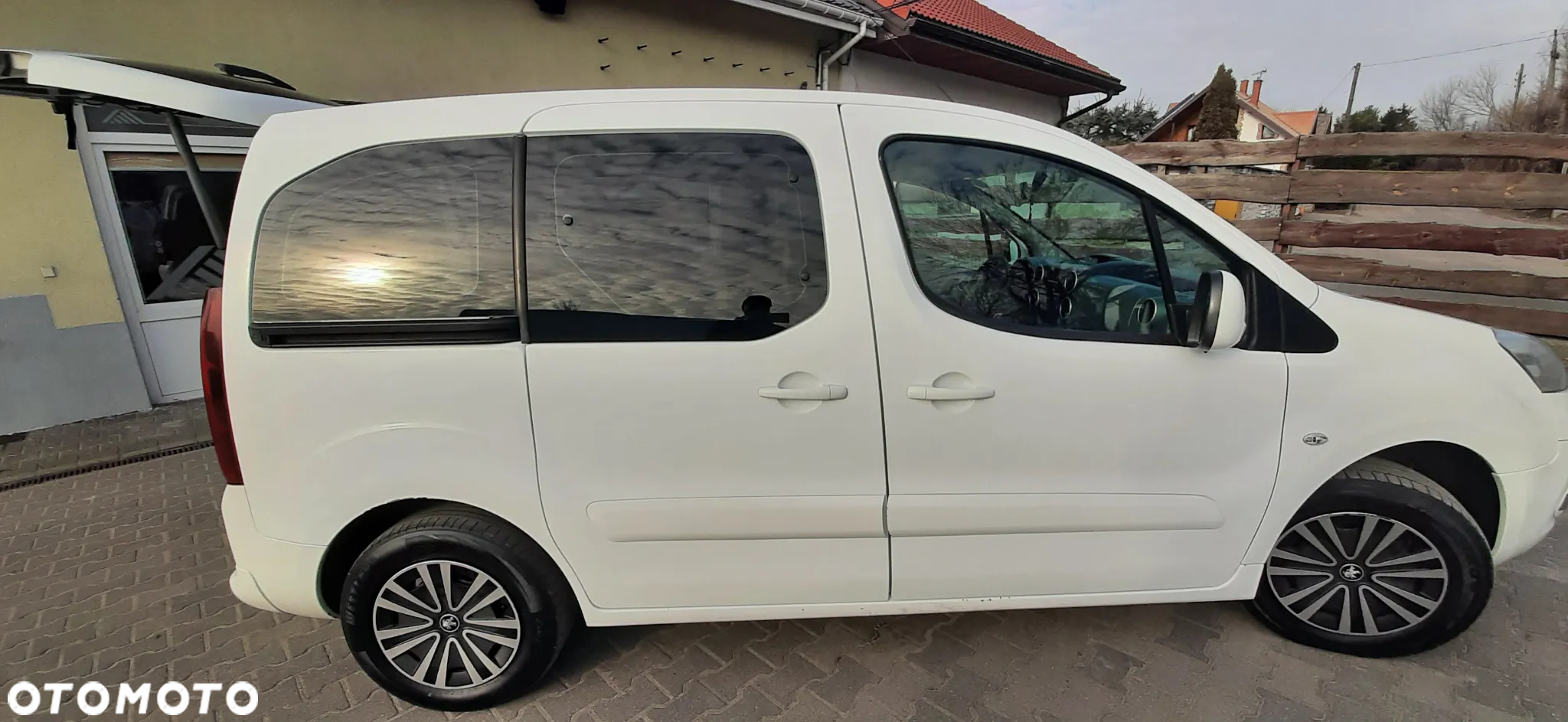 Peugeot Partner 1.6 HDi Active - 10