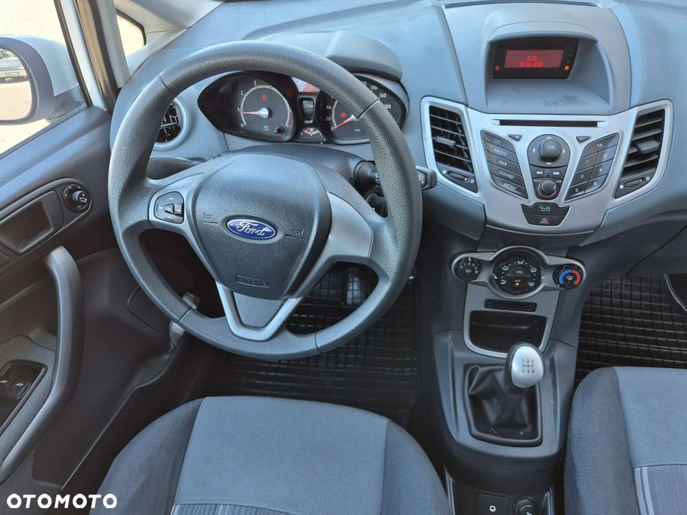Ford Fiesta 1.25 Ghia EU5 - 10
