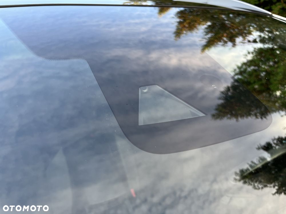 Nissan Qashqai 1.3 DIG-T N-Connecta - 31