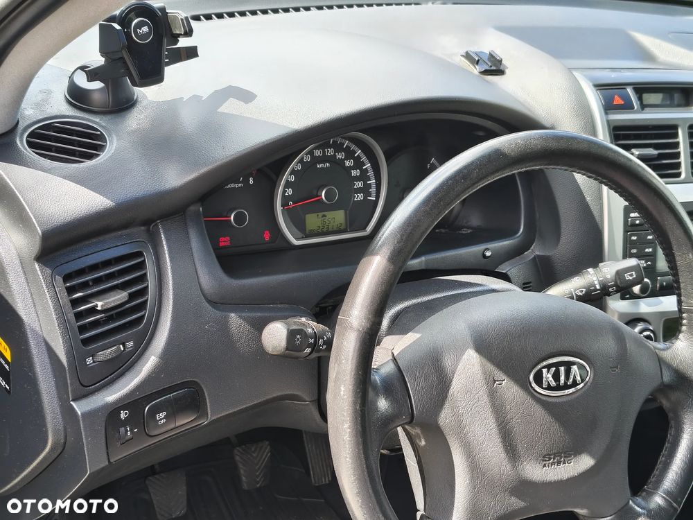 Kia Sportage - 12
