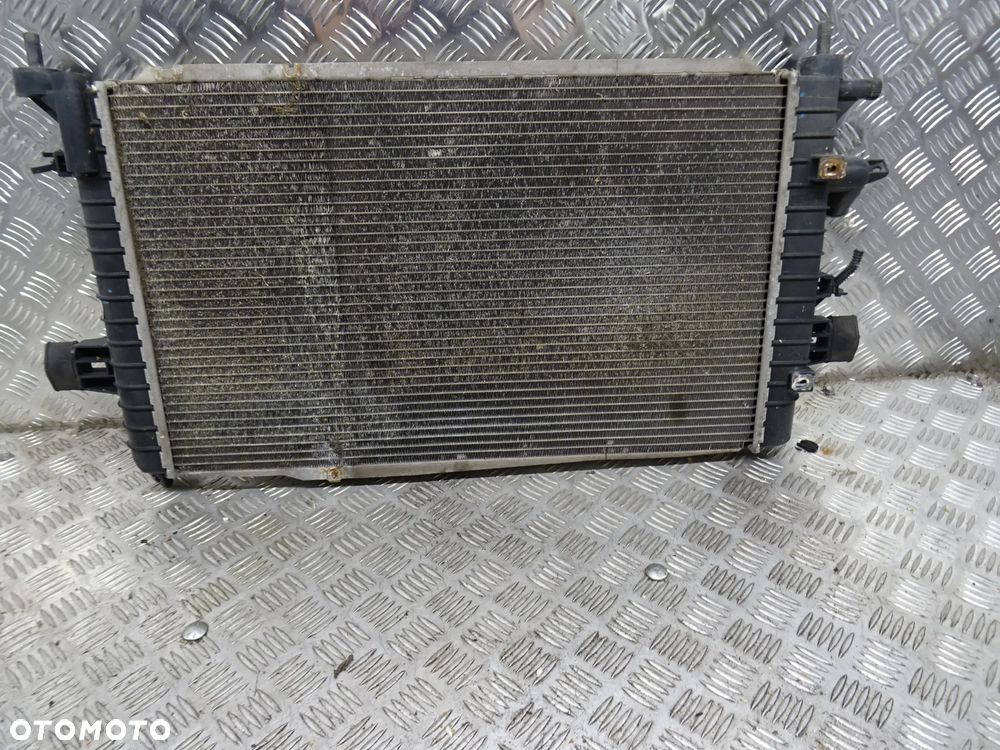 OPEL ZAFIRA B 1.9 CDTI 120KM CHŁODNICA WODY 13128925 - 1