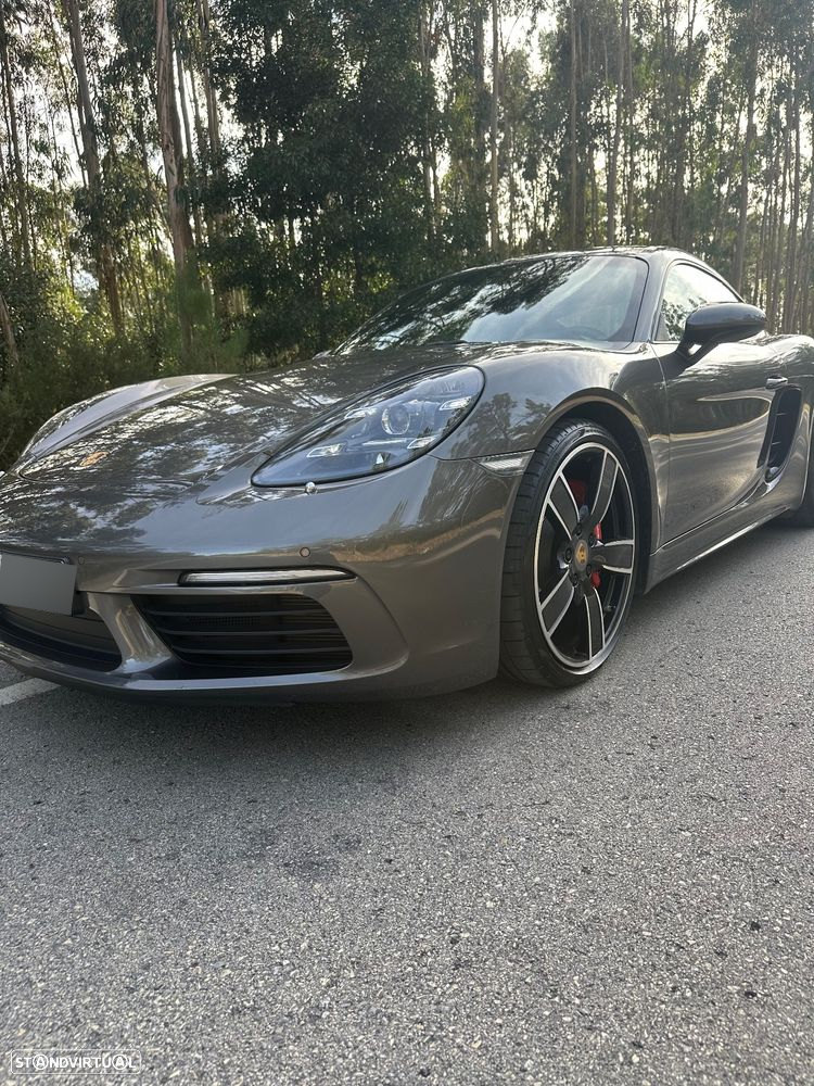 Porsche 718 Cayman - 10