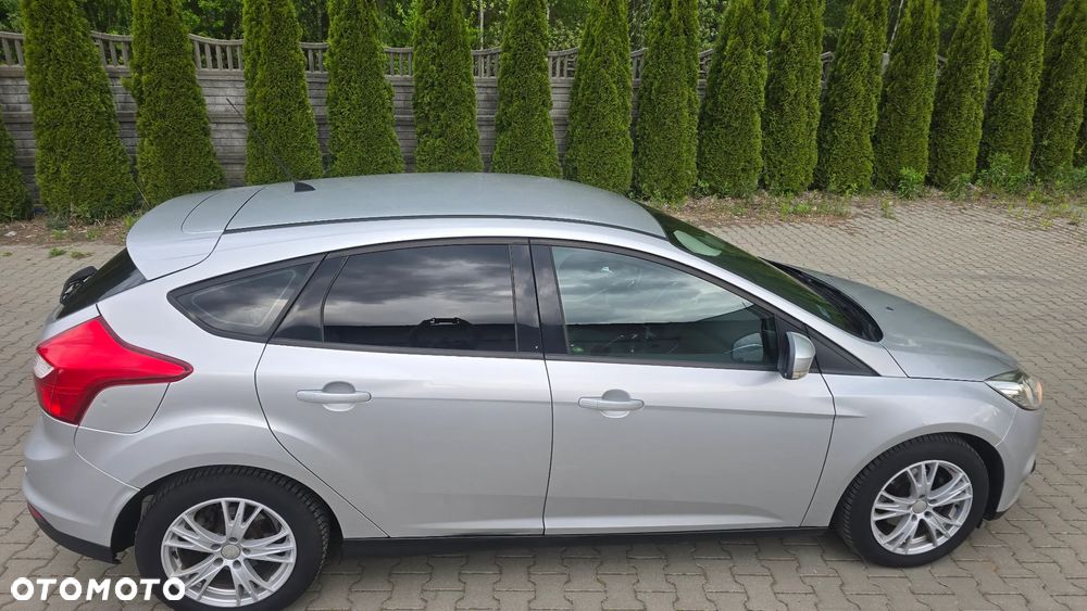 Ford Focus 1.6 TDCi ECOnetic 88g Start-Stopp-System Titanium - 10