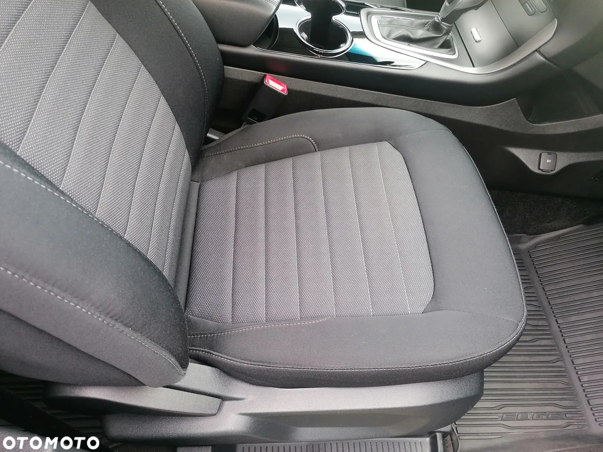 Ford Edge - 14