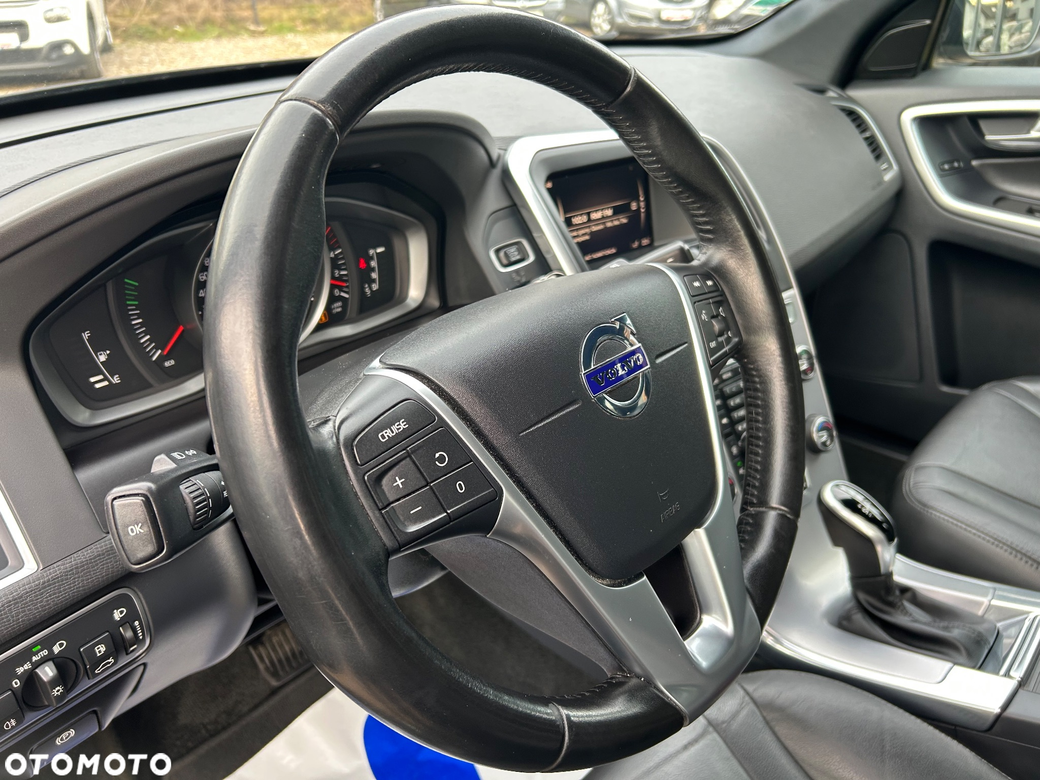Volvo XC 60 D4 Geartronic Kinetic - 14
