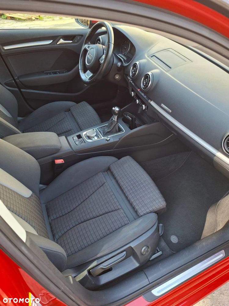 Audi A3 Sportback 2.0 TDI (clean diesel) quattro Attraction - 3