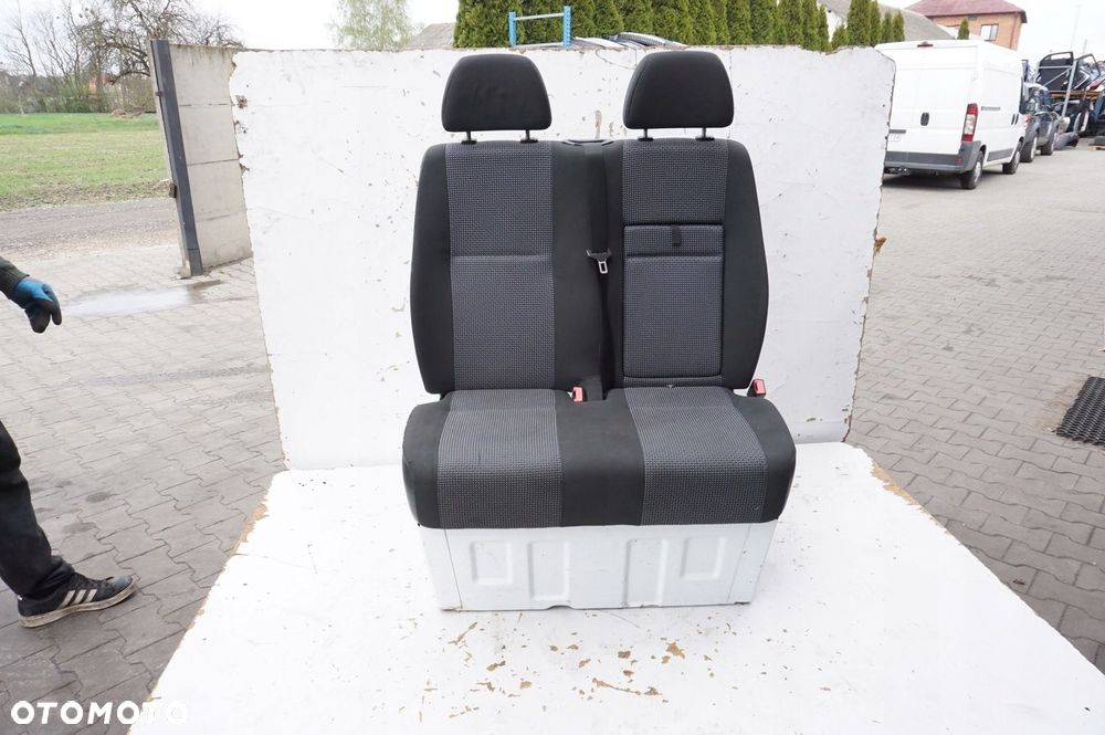 FOTEL KANAPA PASAŻERA MERCEDES SPRINTER W906 - 1