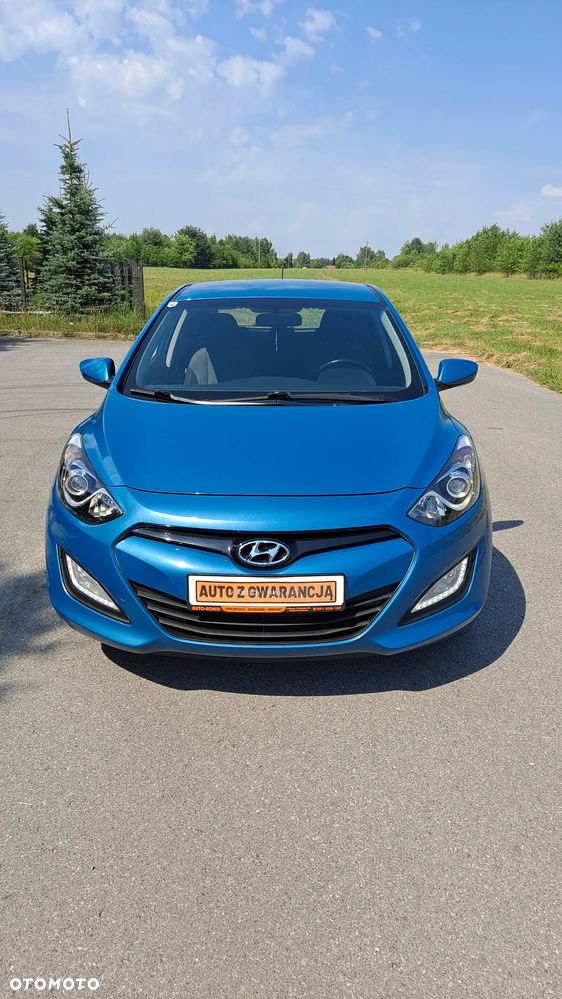 Hyundai i30 1.4 Intro Edition - 1