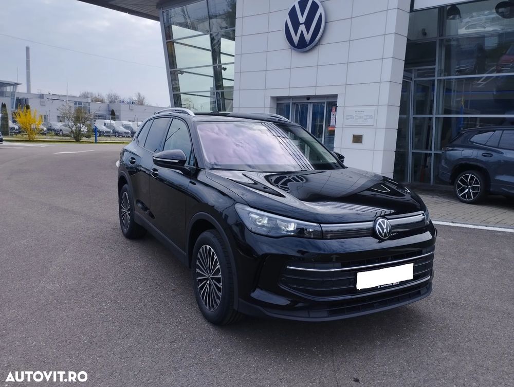 Volkswagen Tiguan - 2