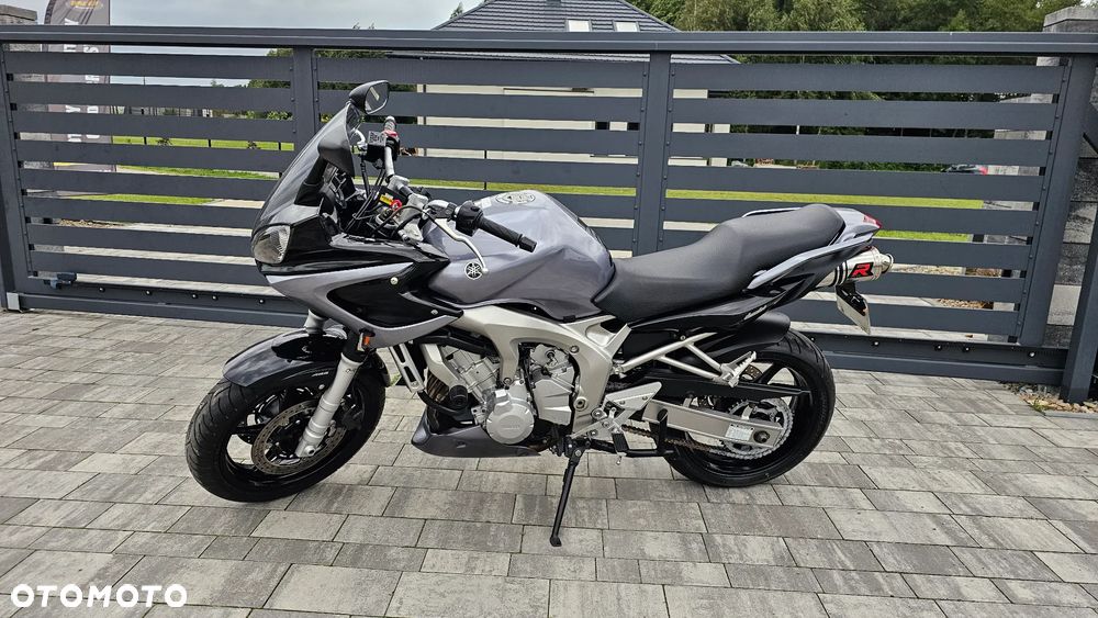 Yamaha FZ6 - 2