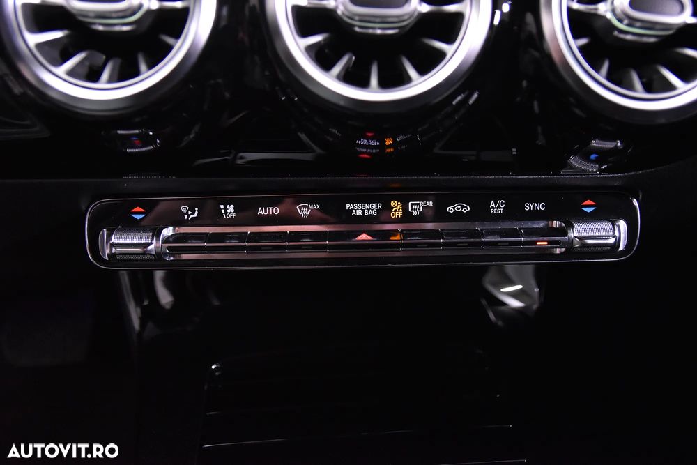 Mercedes-Benz CLA 180 d 7G-DCT - 18