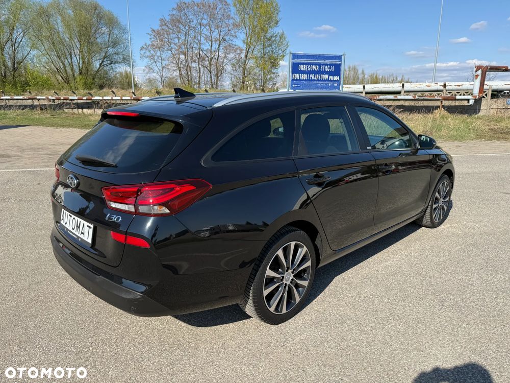 Hyundai i30 1.6 CRDI DCT Intro - 8