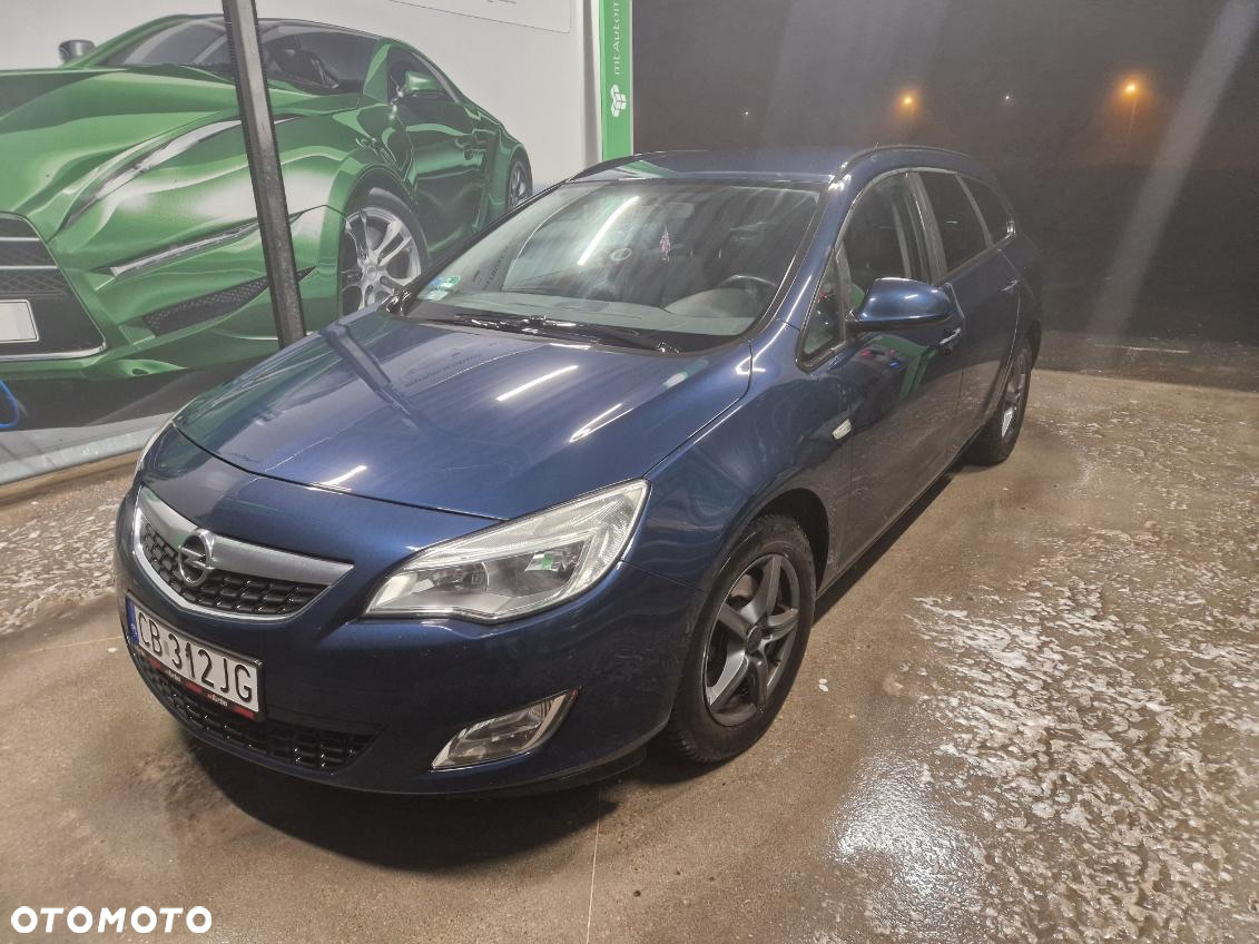 Opel Astra IV 1.7 CDTI Essentia - 11