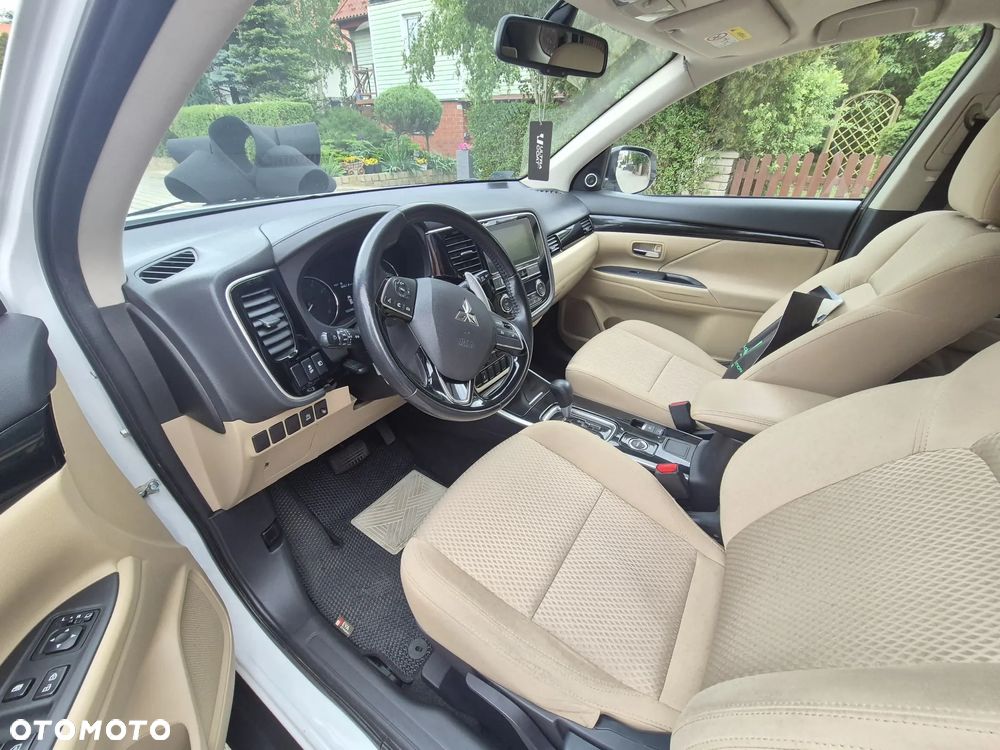 Mitsubishi Outlander 2.0 Intense + SDA 4WD CVT - 1