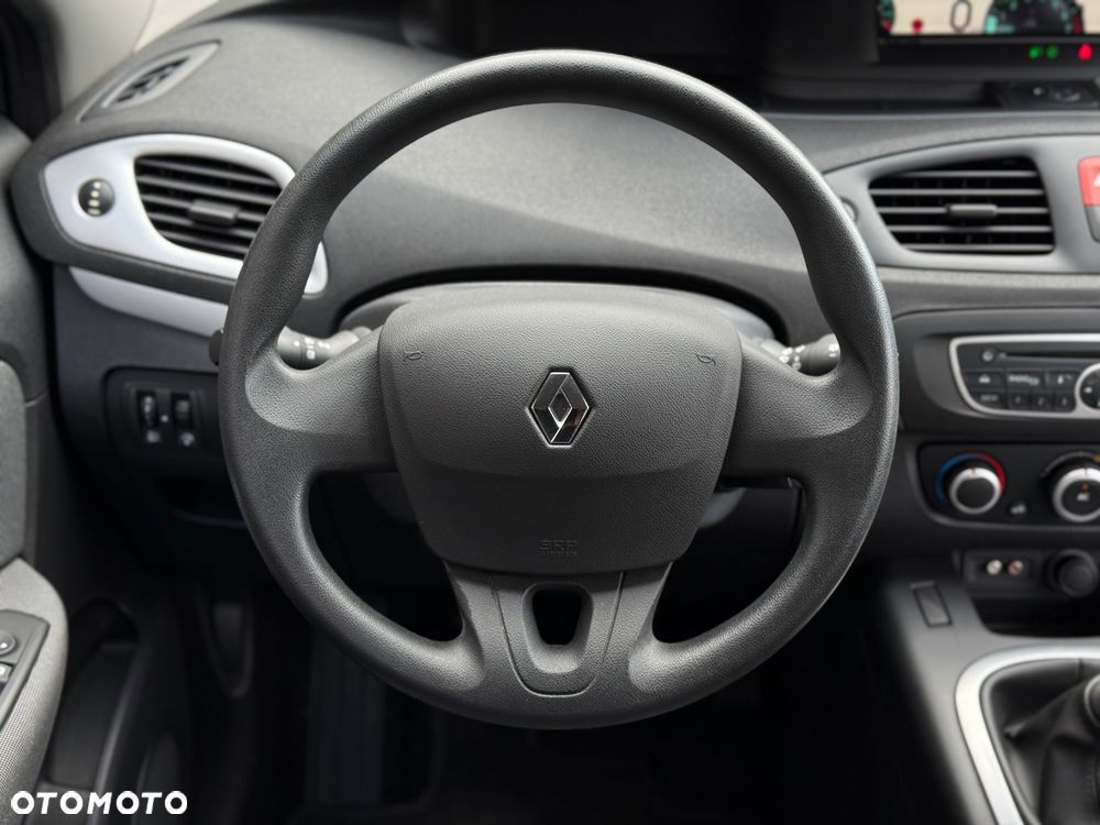 Renault Scenic - 18