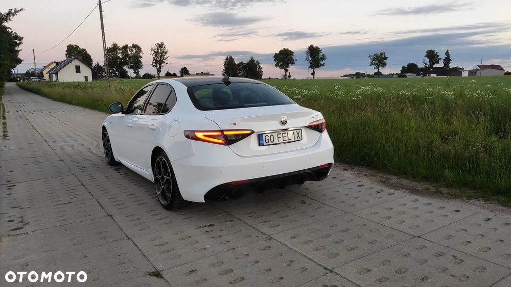 Alfa Romeo Giulia 2.0 Turbo Veloce Q4 - 8