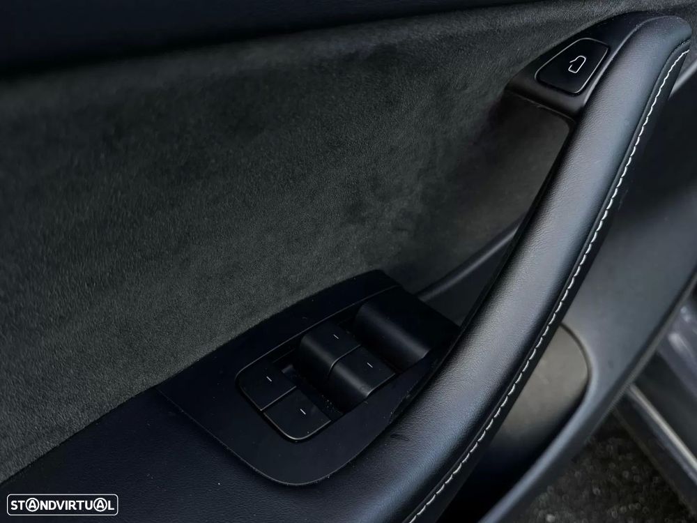 Tesla Model 3 Long Range Tração Integral - 21